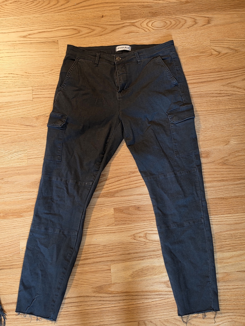 Studio Blue Black Cargo Pants 30
